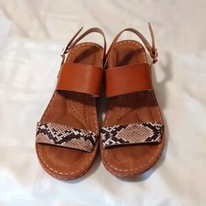diba womens sandals Sz 6.5. Faux leather and snake skin.